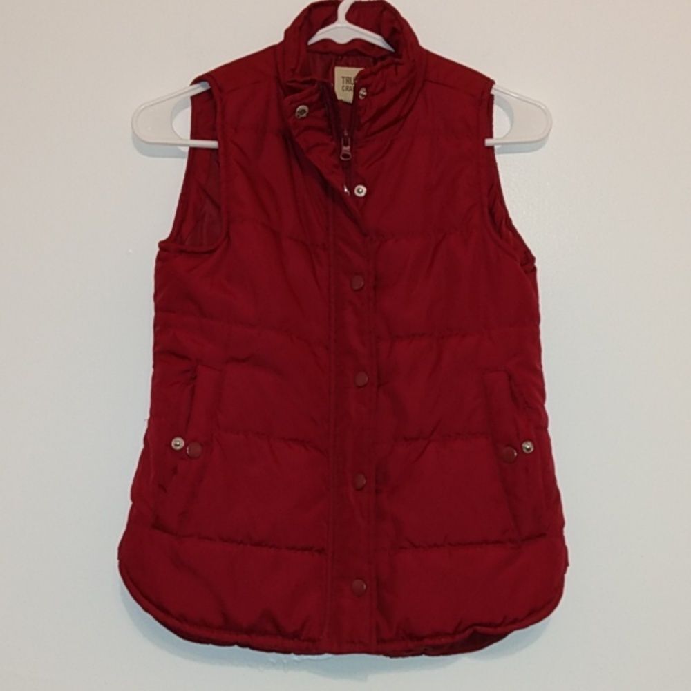 Red quilted puffer vest by True Craft size S